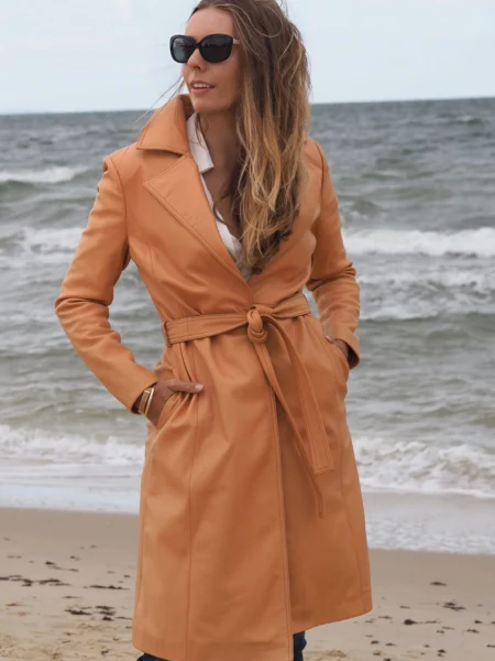 Nicola Trench | Sand